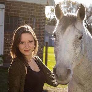 Meet your Posher, Anna